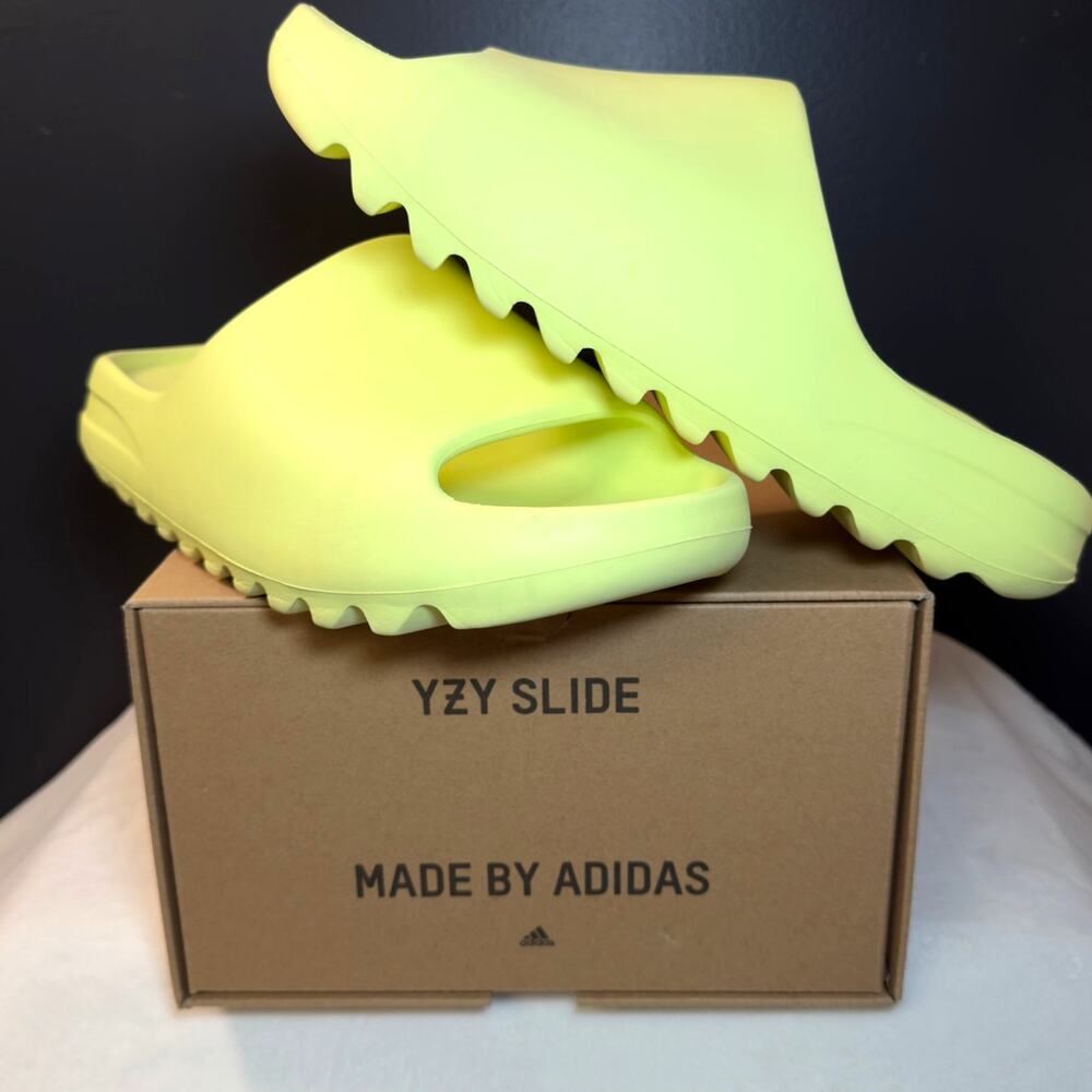 adidas Yeezy Slides “Glow Green” (2021) – GX6138 | 12M